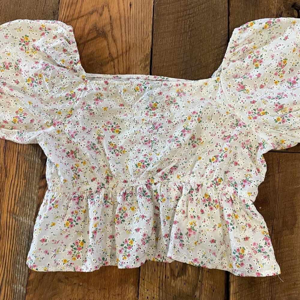 Wild Fable floral top